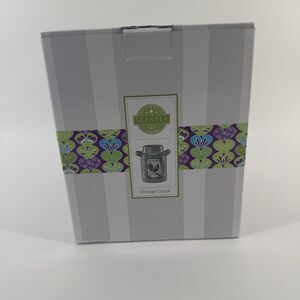 Scentsy Warmer Vintage Crock
